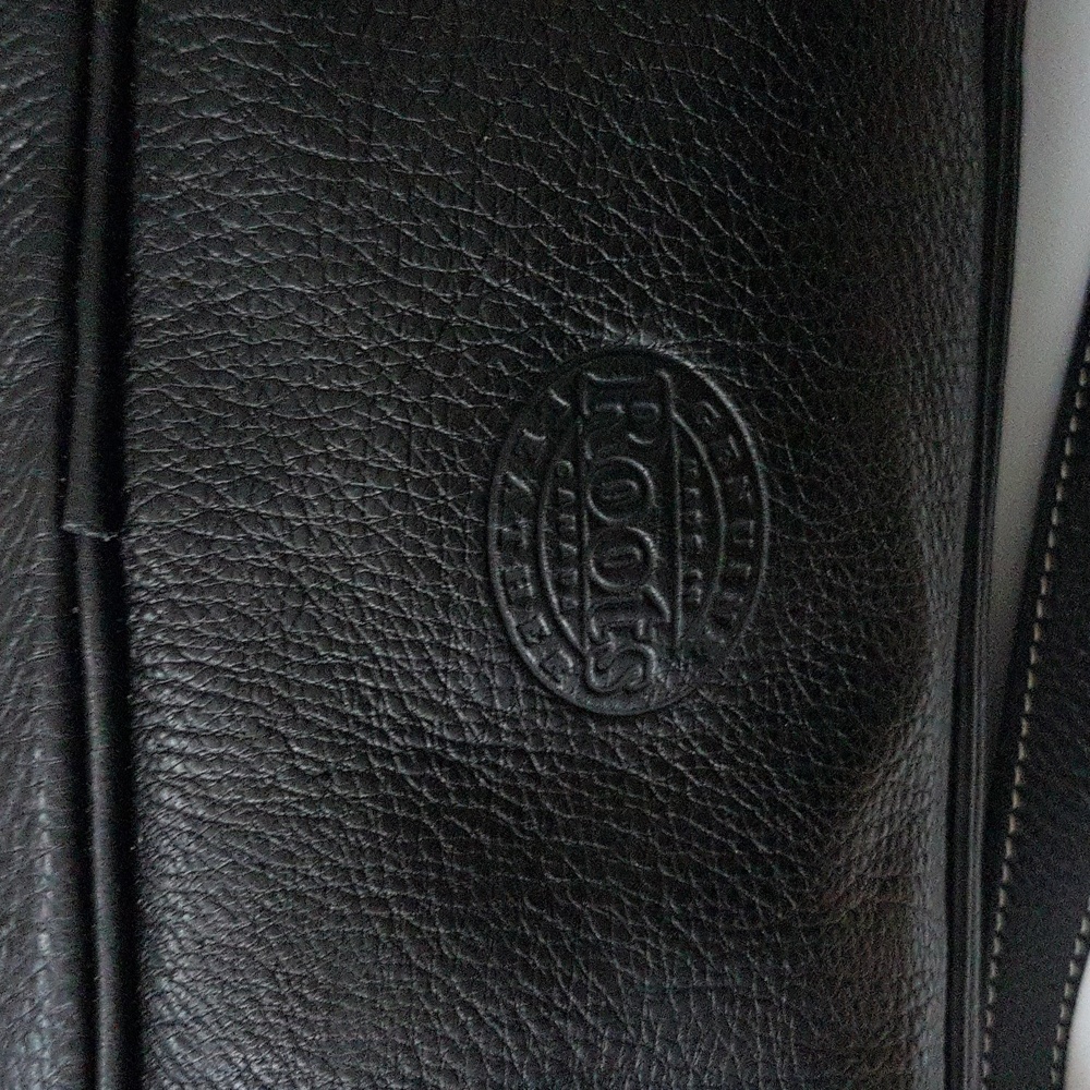 Roots Black Leather Handbag - Picture 2 of 13